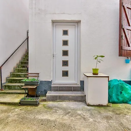 Studio For 2 People ** **